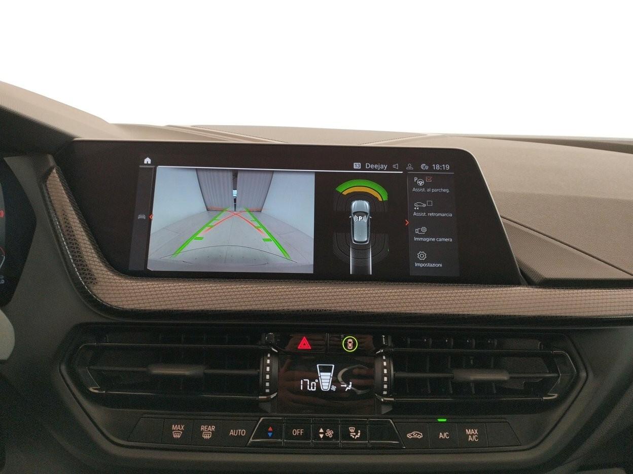 BMW 118d Business Advantage auto - TETTO APRIBILE - IVA ESPOSTA