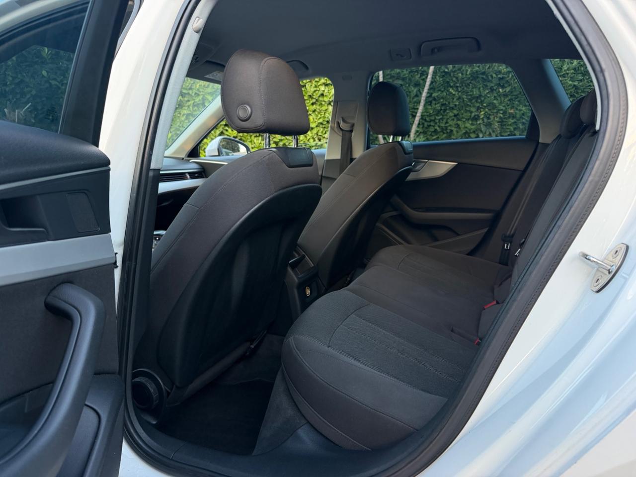 Audi A4 2.0 TDI 150 CV ULTRA EURO6