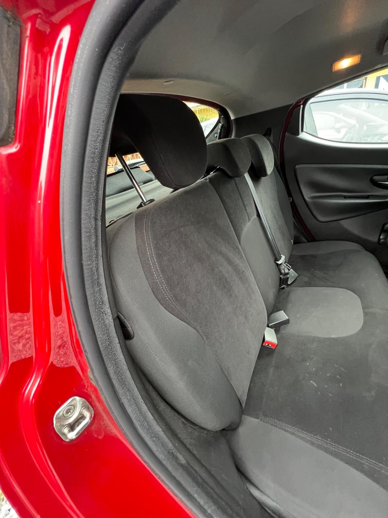 Lancia Ypsilon 1.2 69 CV 5 porte Platinum