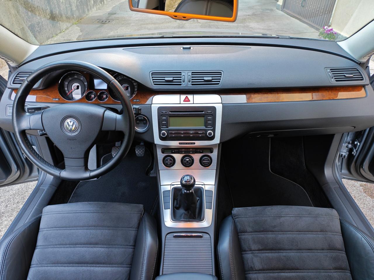 Volkswagen Passat Var. 2.0 BENZINA 150cv / 98.000km