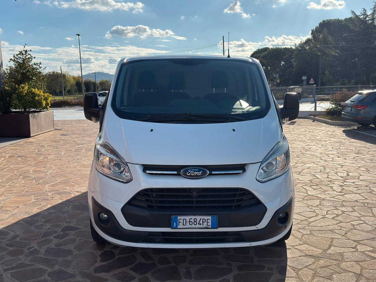 Ford Transit Custom 2.2 TDCi - 3 posti