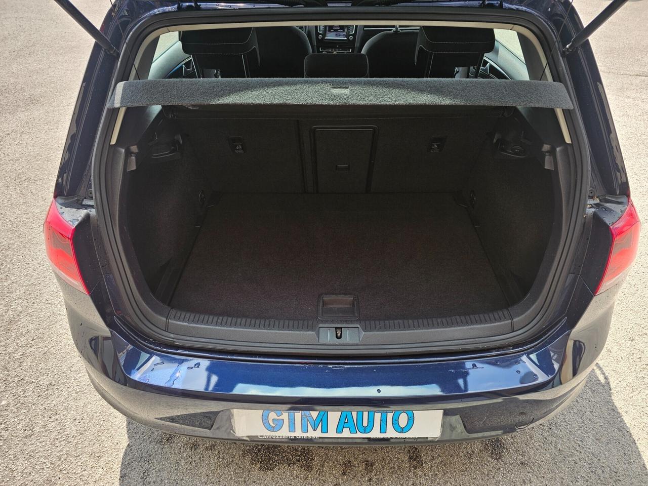 Volkswagen Golf 1.6 TDI DSG 5p. Highline