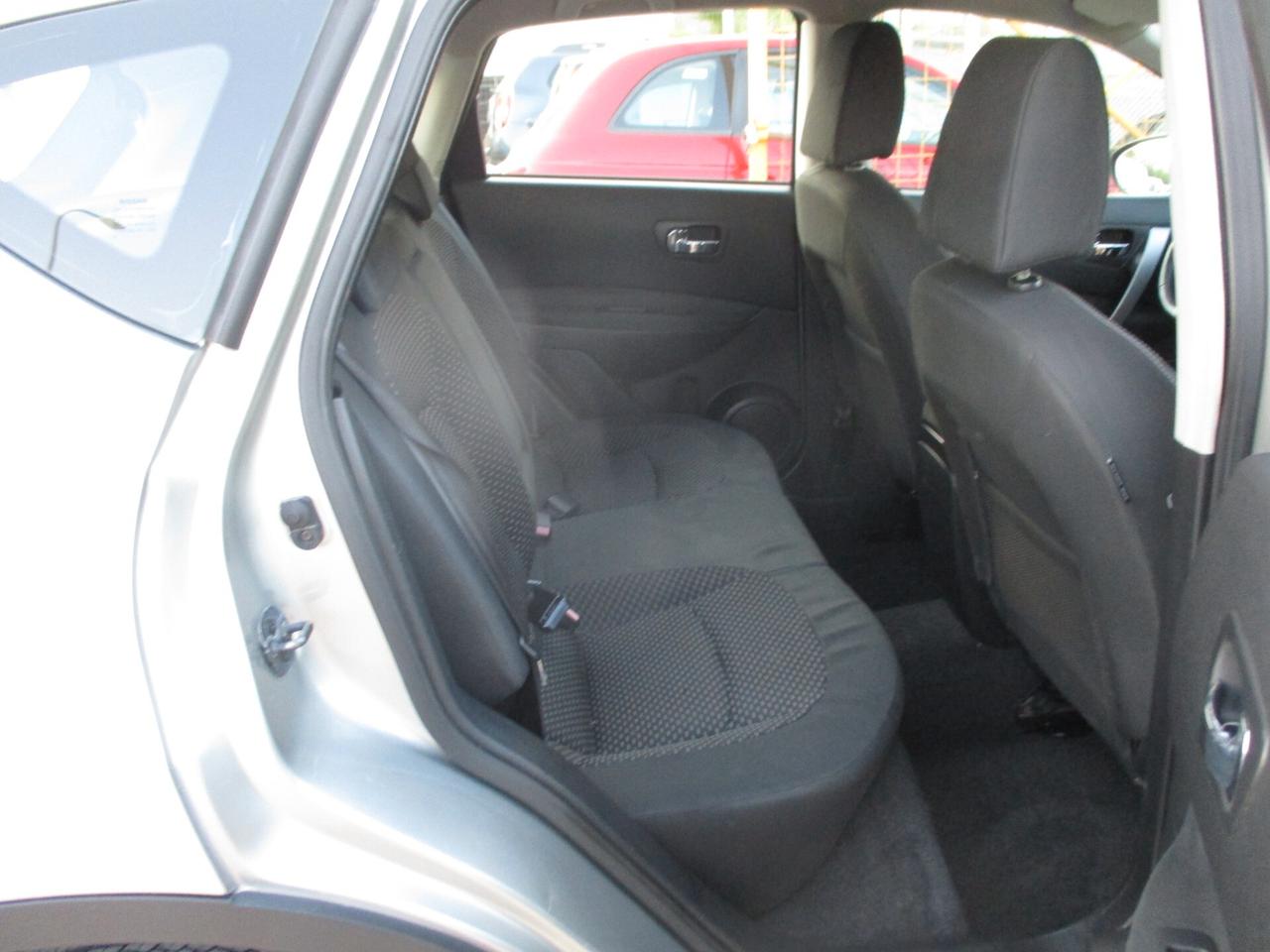 Nissan Qashqai 2.0 dCi DPF Tekna 2008