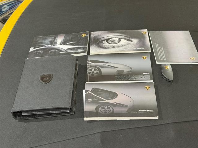 LAMBORGHINI Gallardo Spyder 520CV Giallo Midas Pearl-Pelle e Alcantara