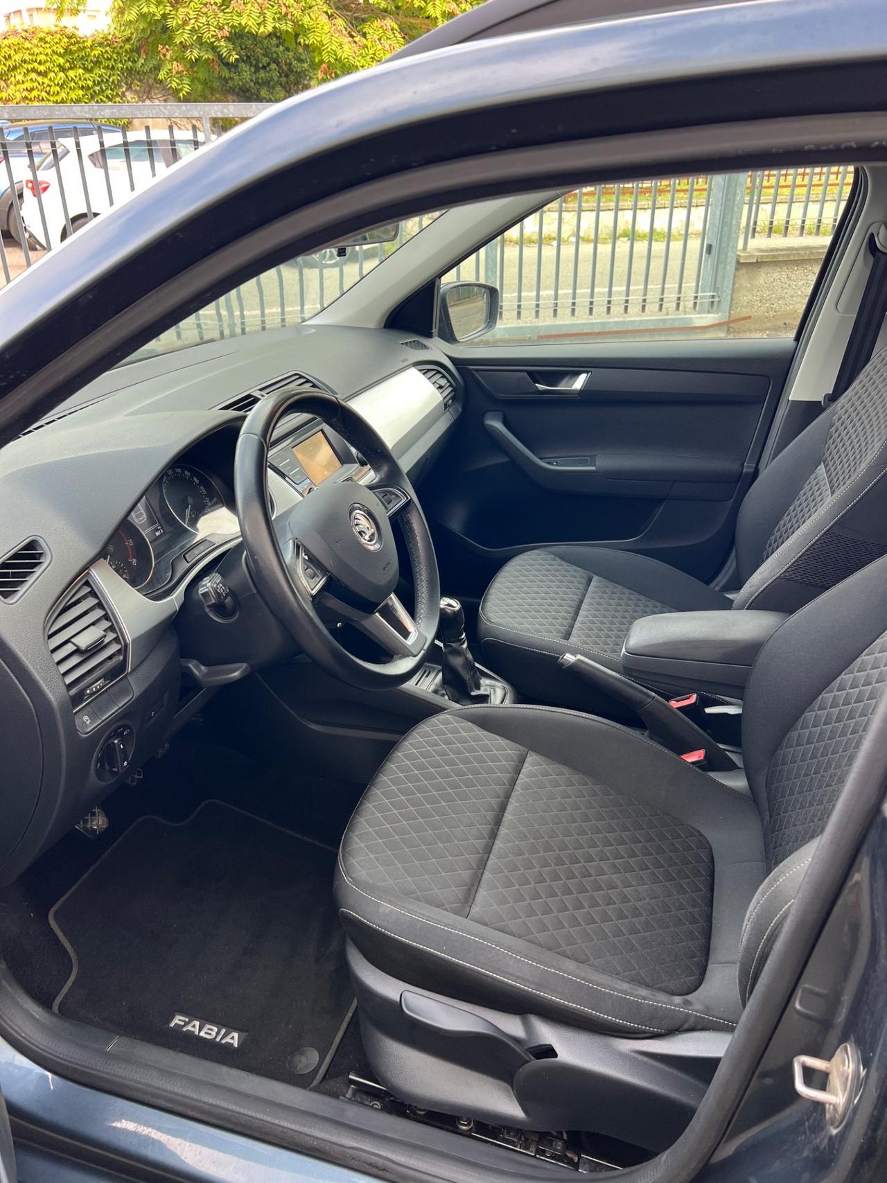 Skoda Fabia 1.2 TSI Wagon Style SENSORI TOUCH RADAR