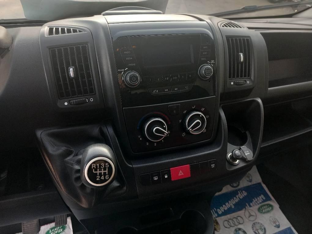 Peugeot Boxer 330 2.2 BlueHDi 140 S&S PC-TN Furgone