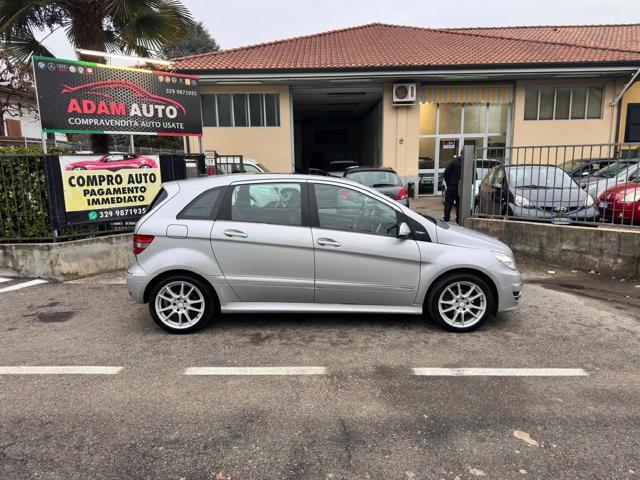 MERCEDES-BENZ B 180 BlueEFFICIENCY Sport