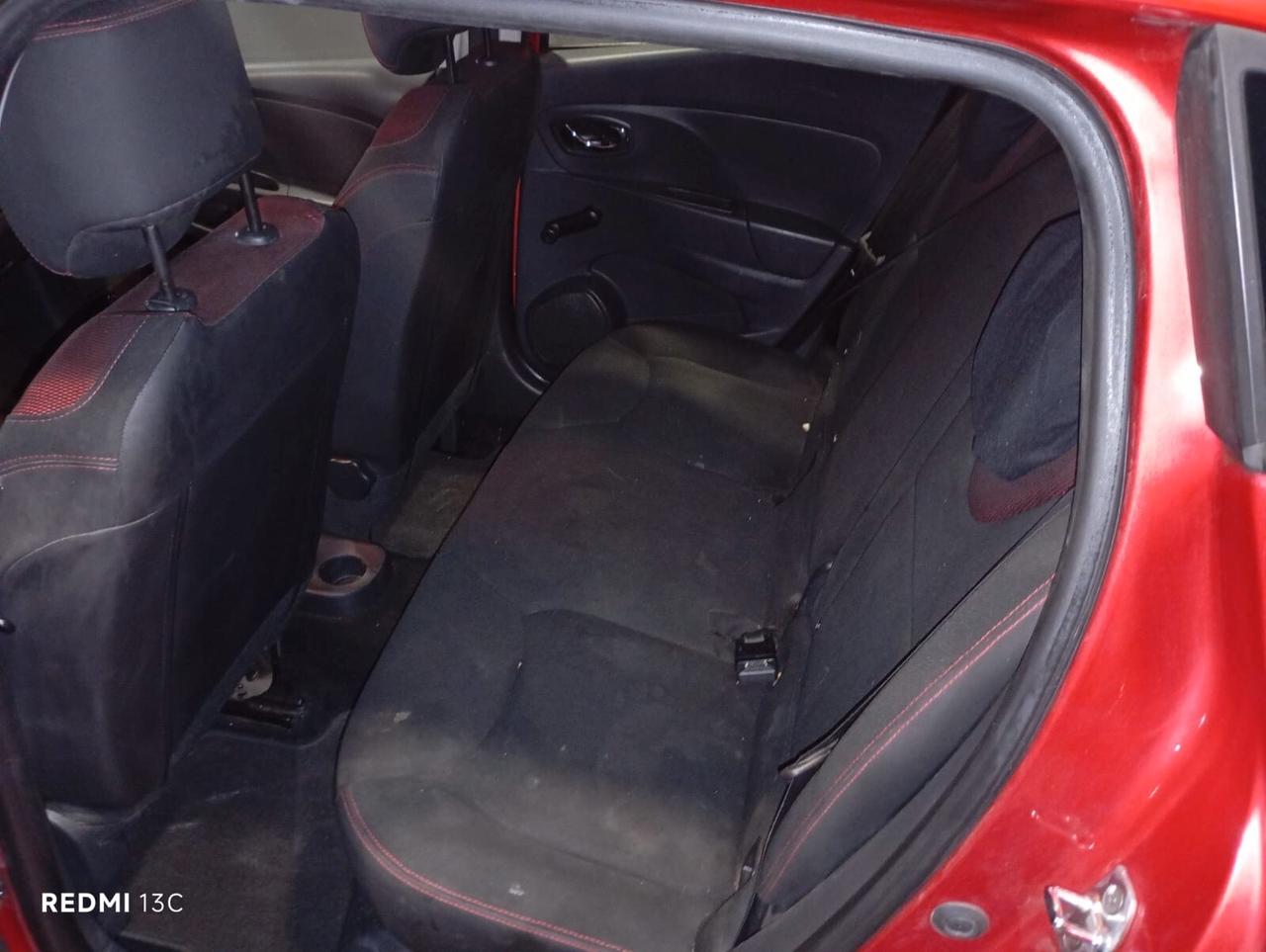 RENAULT CLIO DEL 2015 1500 DIESEL