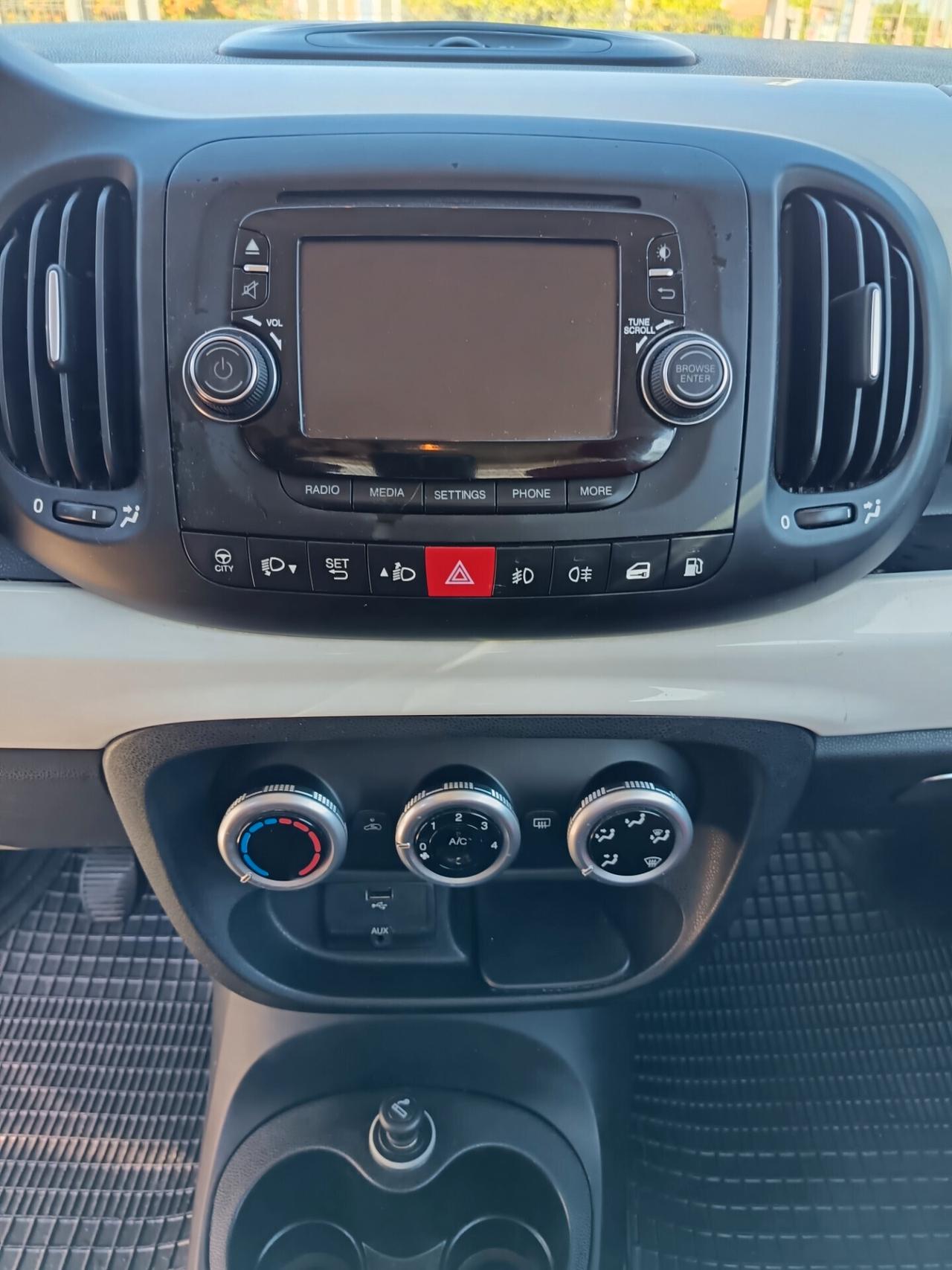 Fiat 500L 1.4 T-Jet 120 CV GPL Lounge con SERBATOIO GPL REVISIONATO