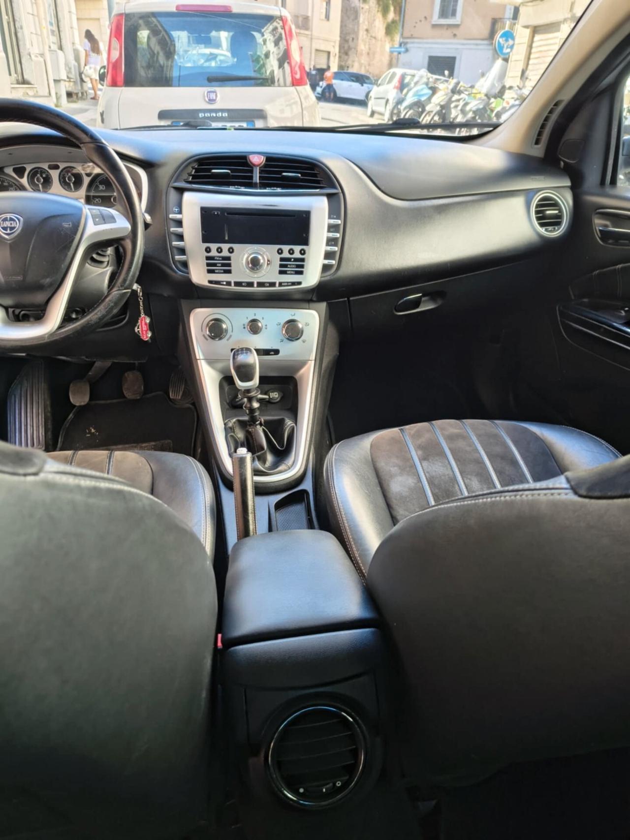 Lancia Delta 1.6 MJT DPF Selectronic Platino