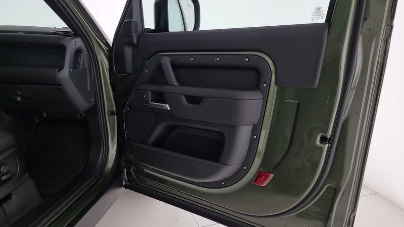Land Rover Defender 110 3.0d mhev X-Dynamic SE awd 200cv auto