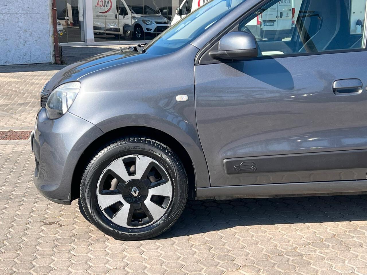 Renault Twingo SCe Lovely