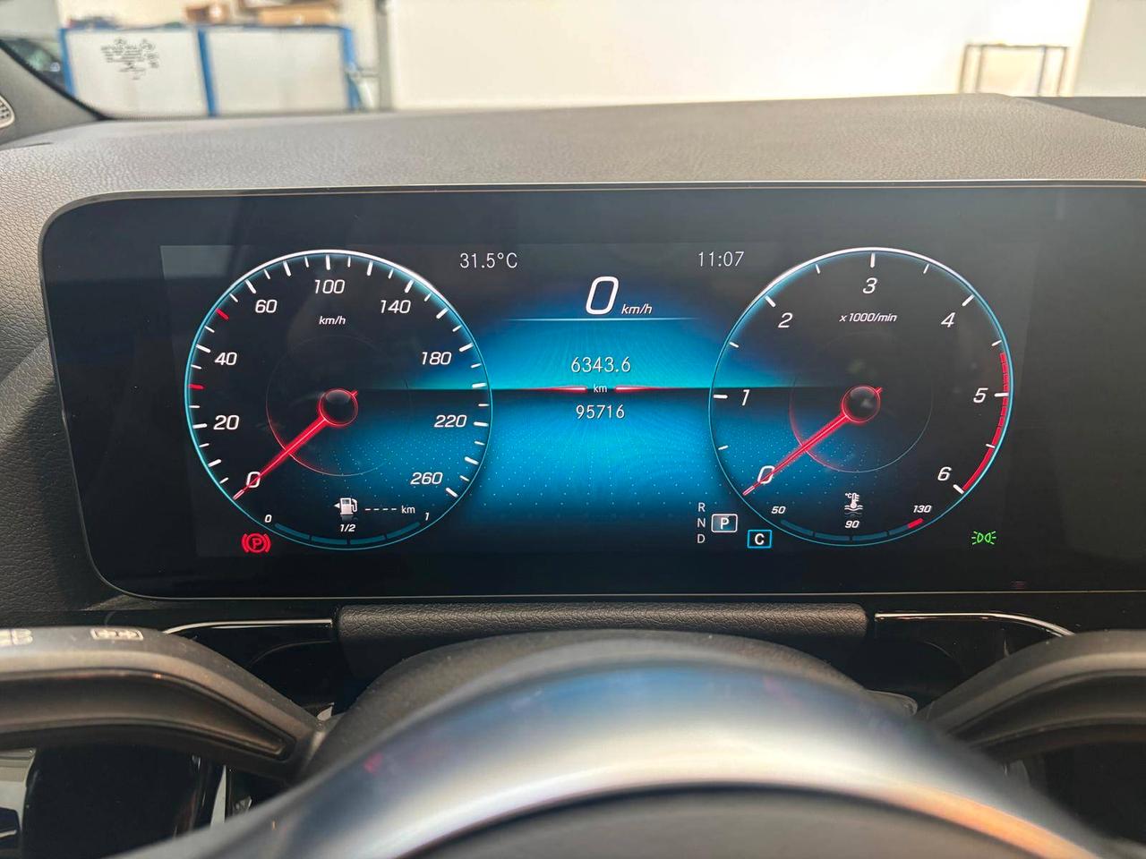 Mercedes-Benz GLA-H247 2020 - GLA 200 d Premium 4matic auto