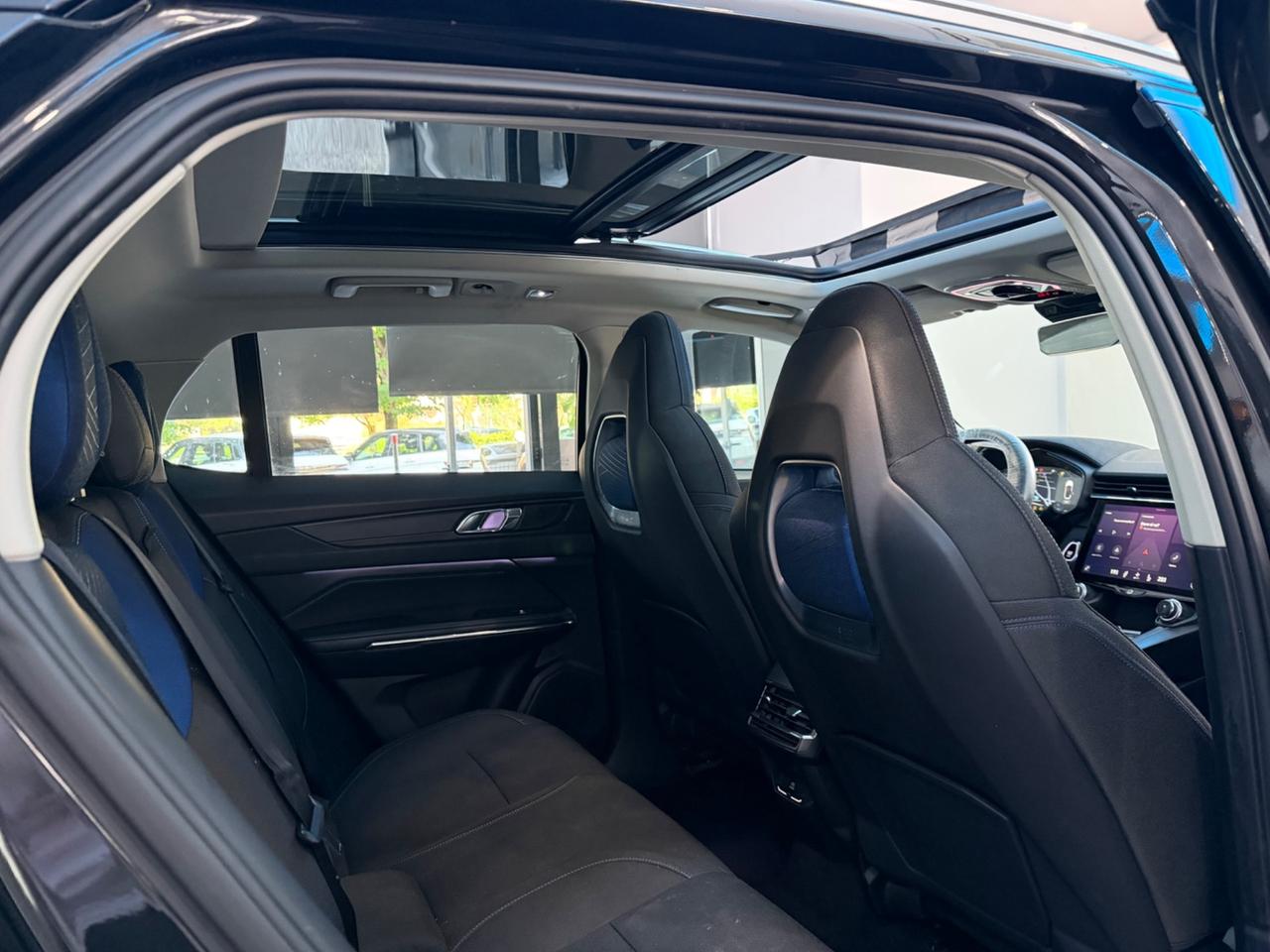 Lynk&co 01 PHEV