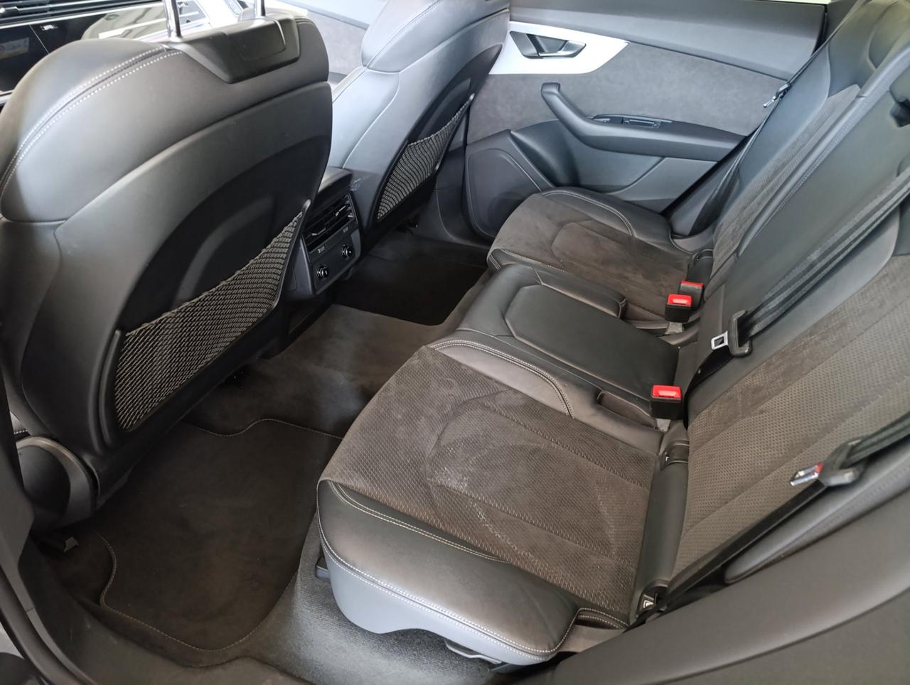 Audi Q8 55 3.0 tfsi mhev Sport quattro tiptronic