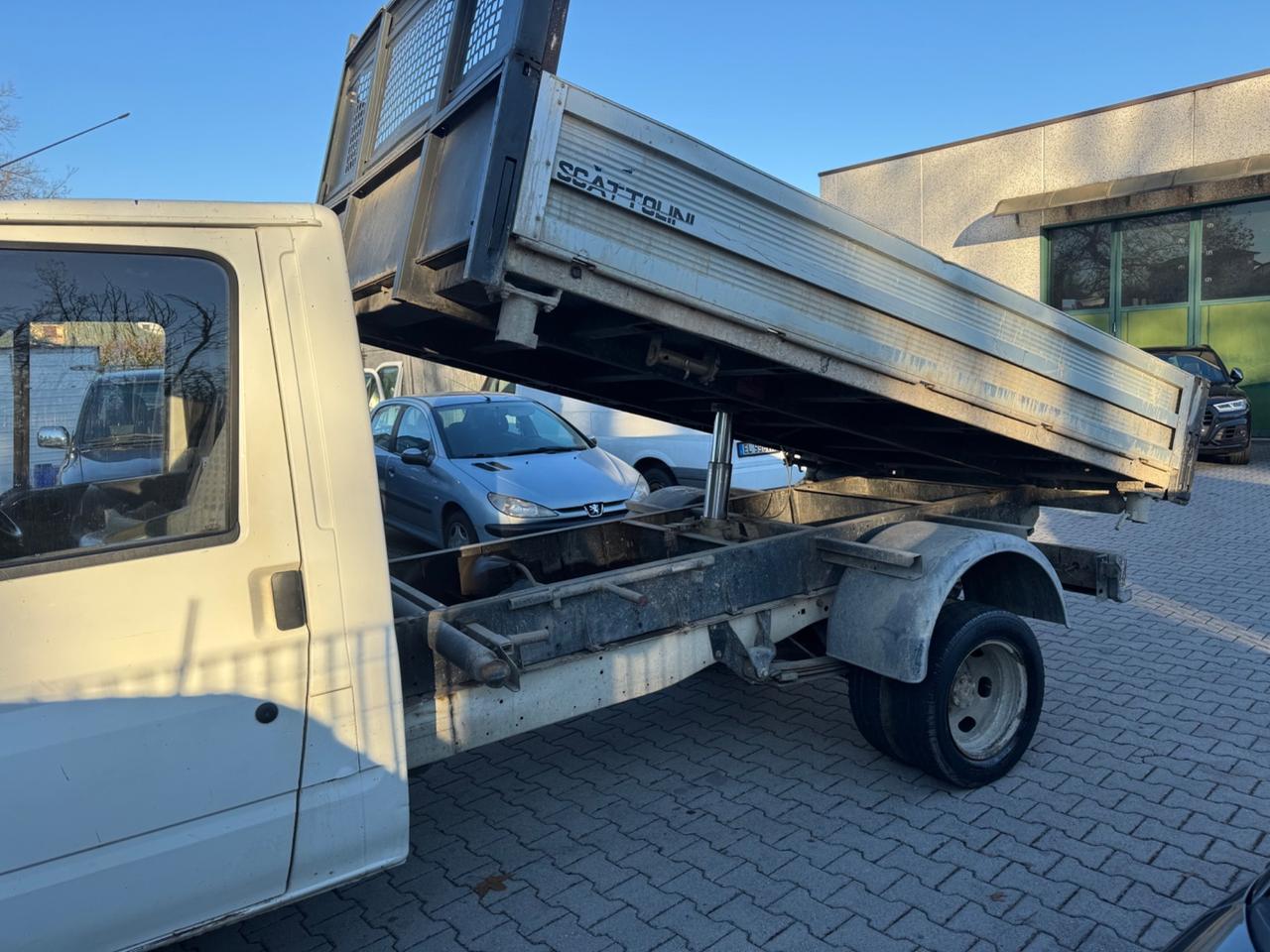 Ford Transit/Tourneo/Bus Transit 330 2.4 TD/90 RIBALTABILE TRE LATERALI