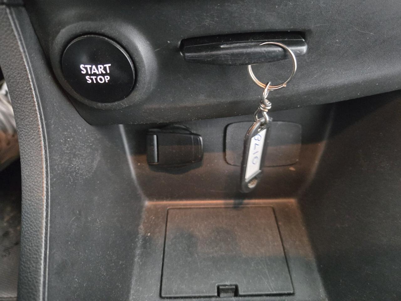 Renault Clio dCi 8V 75 CV 5 porte Duel