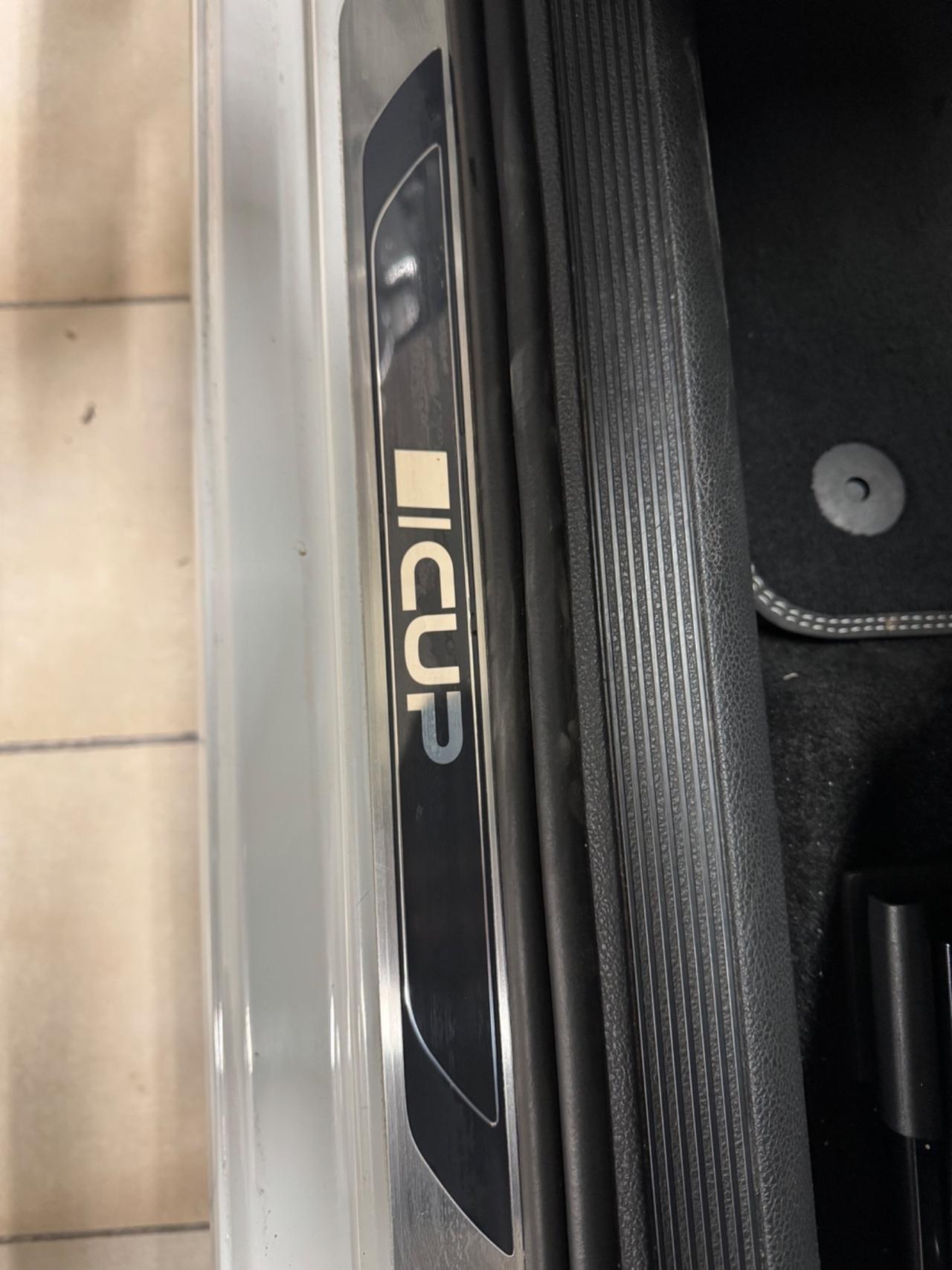 Volkswagen Golf 1.6 TDI 110 CV 5p. Highline BlueMotion Technology