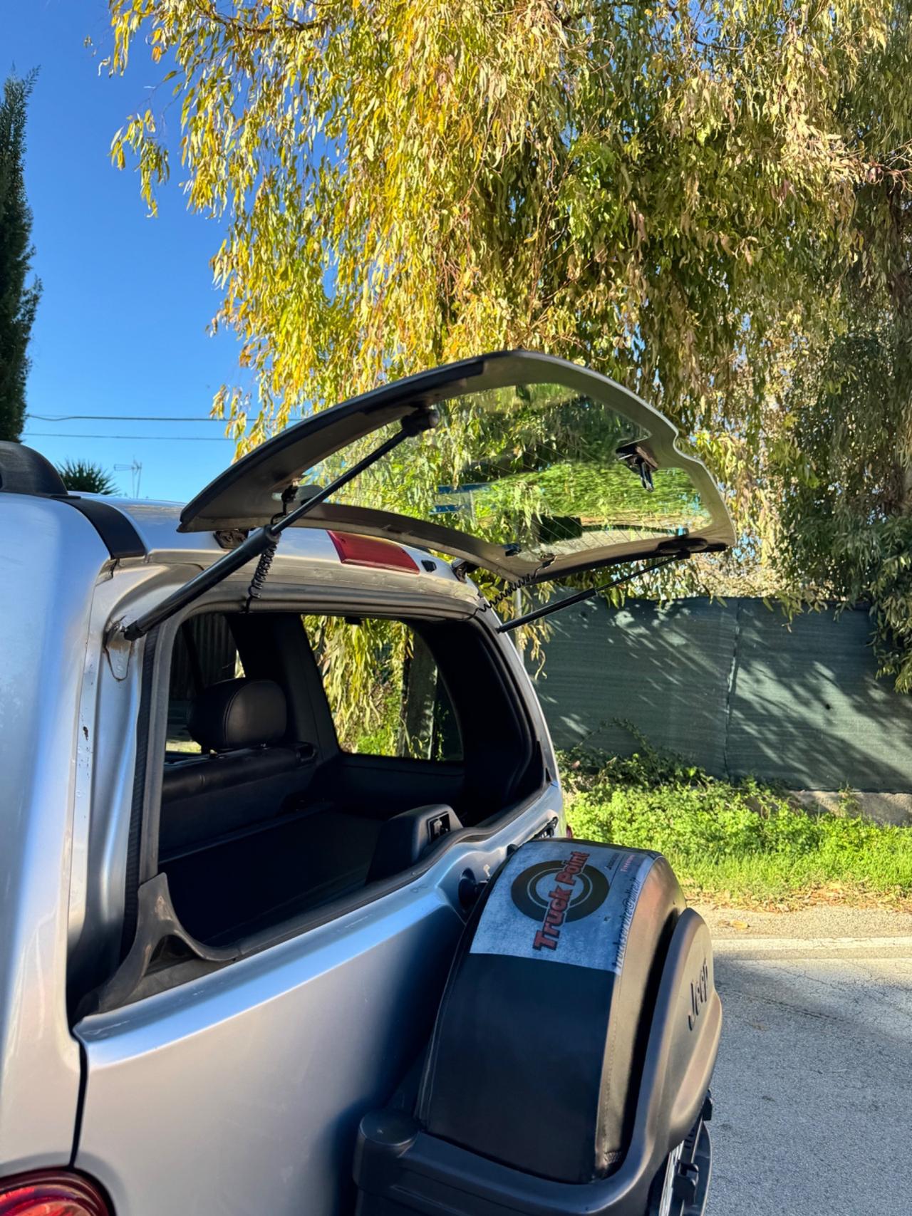 Jeep Cherokee 2.8 CRD Sport