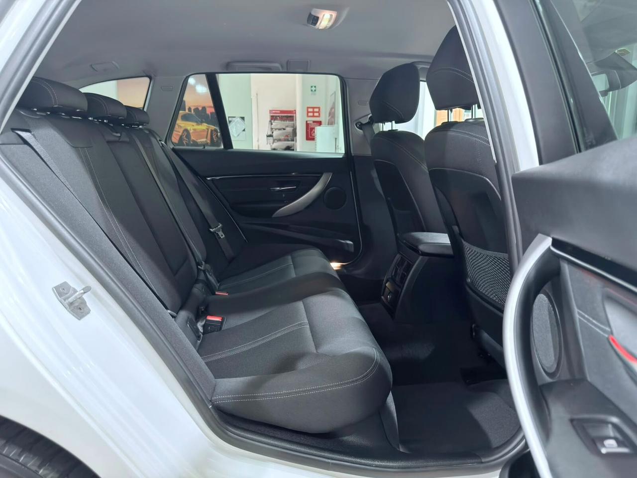 BMW 318D TOURING XDRIVE 2.0 150cv GANCIO TRAINO