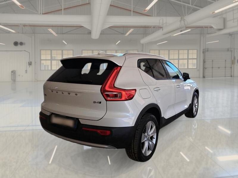 VOLVO XC40 B4 AWD AUTOMATICO CORE SUV