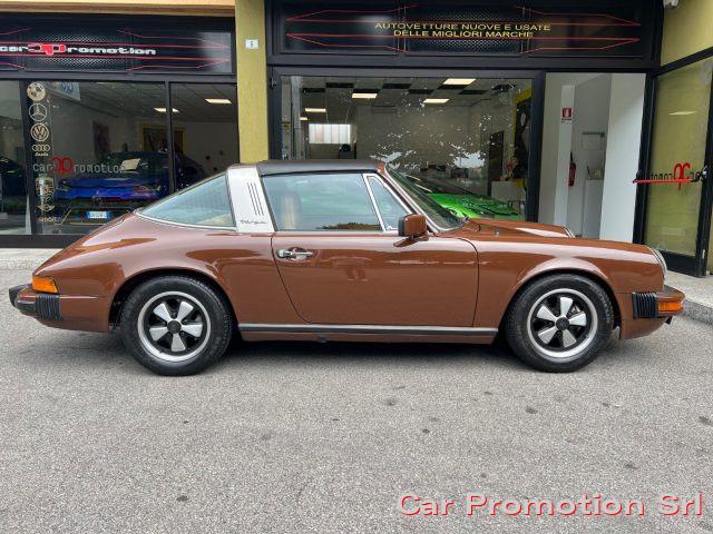 PORSCHE 911 Targa