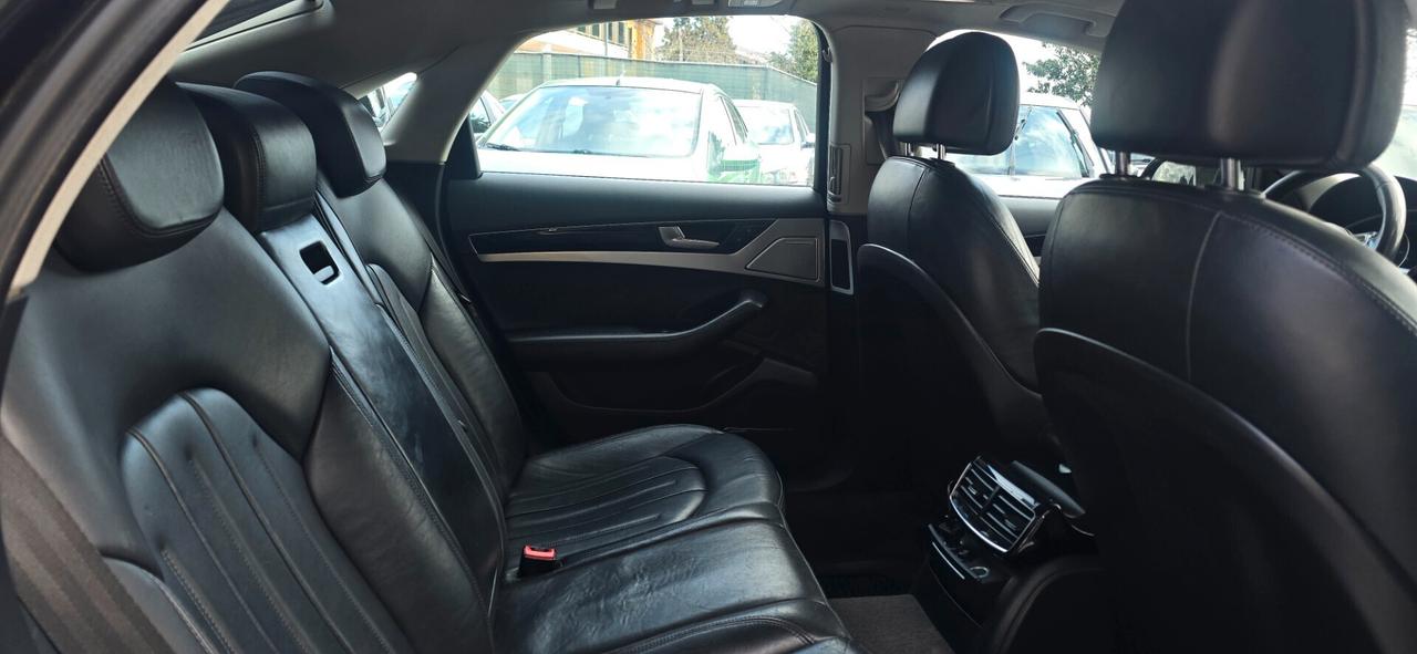 Audi A8 3.0 TDI 250 CV quattro tiptronic