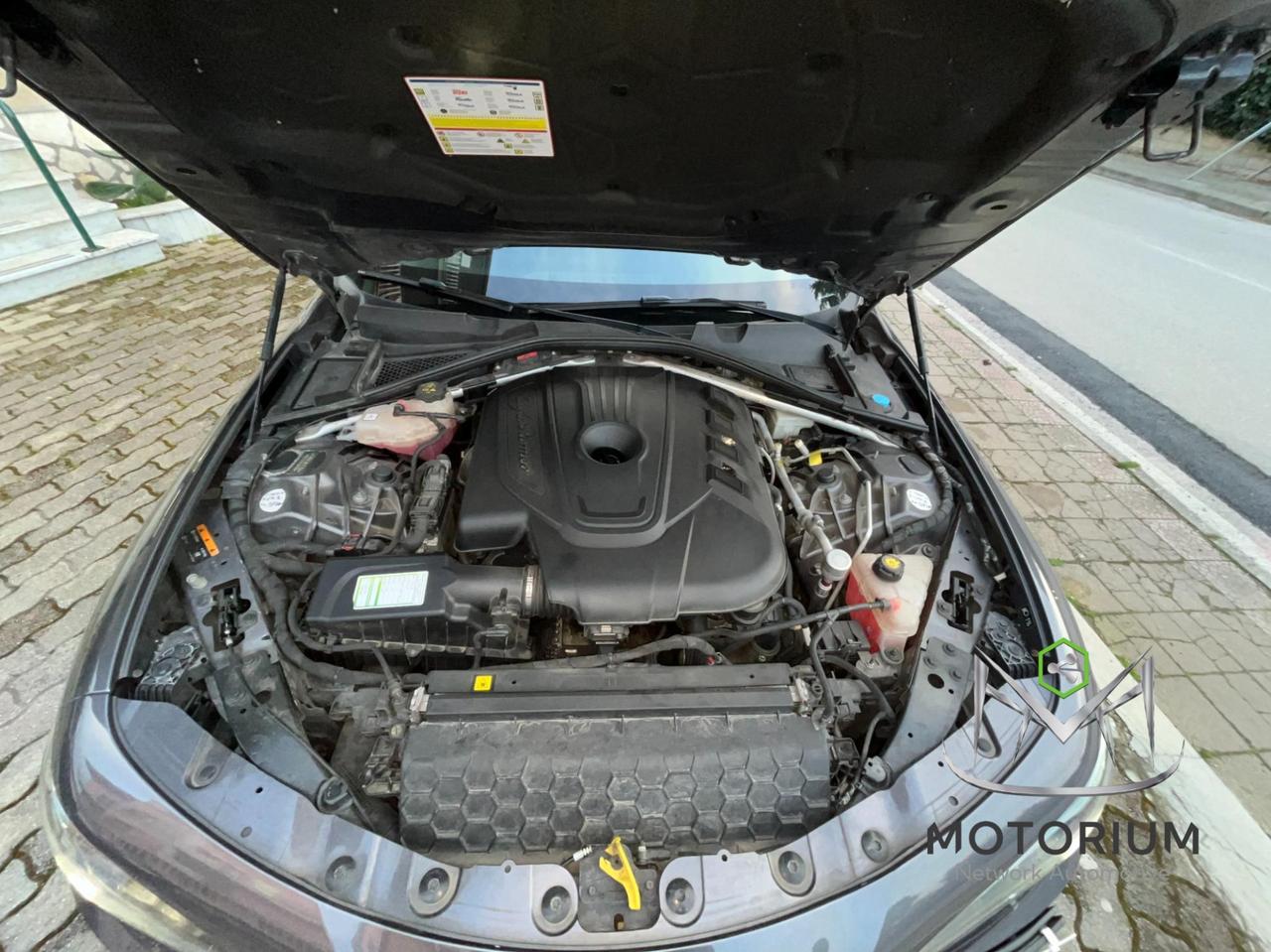 Alfa Romeo Giulia 2.2 TD 180 CV AT8 AWD Q4