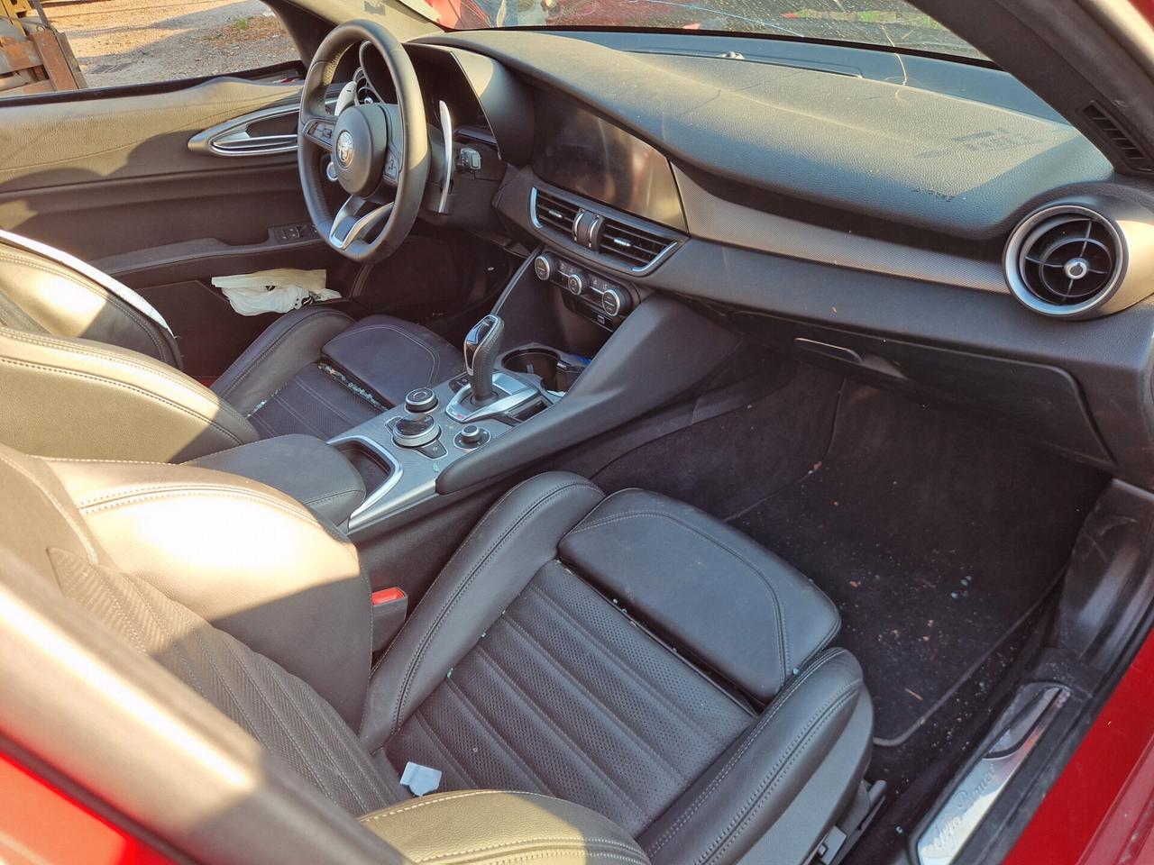 Alfa Romeo Giulia 2.2 160 CV Veloce-2024