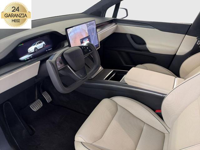 TESLA Model X Plaid trimotor
