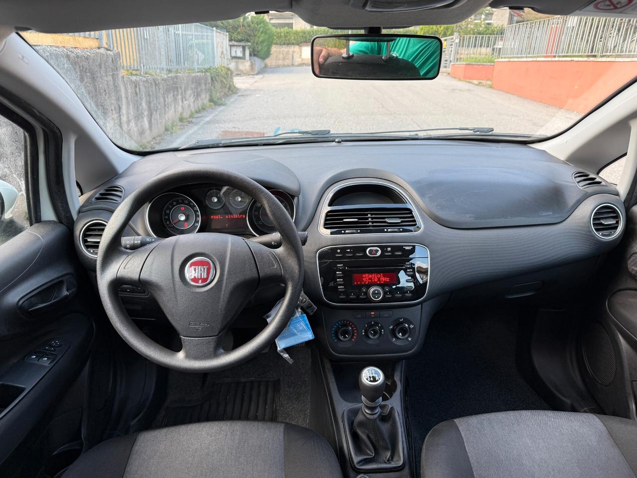 Fiat Punto 1.4 S&S 8V 5 porte Street