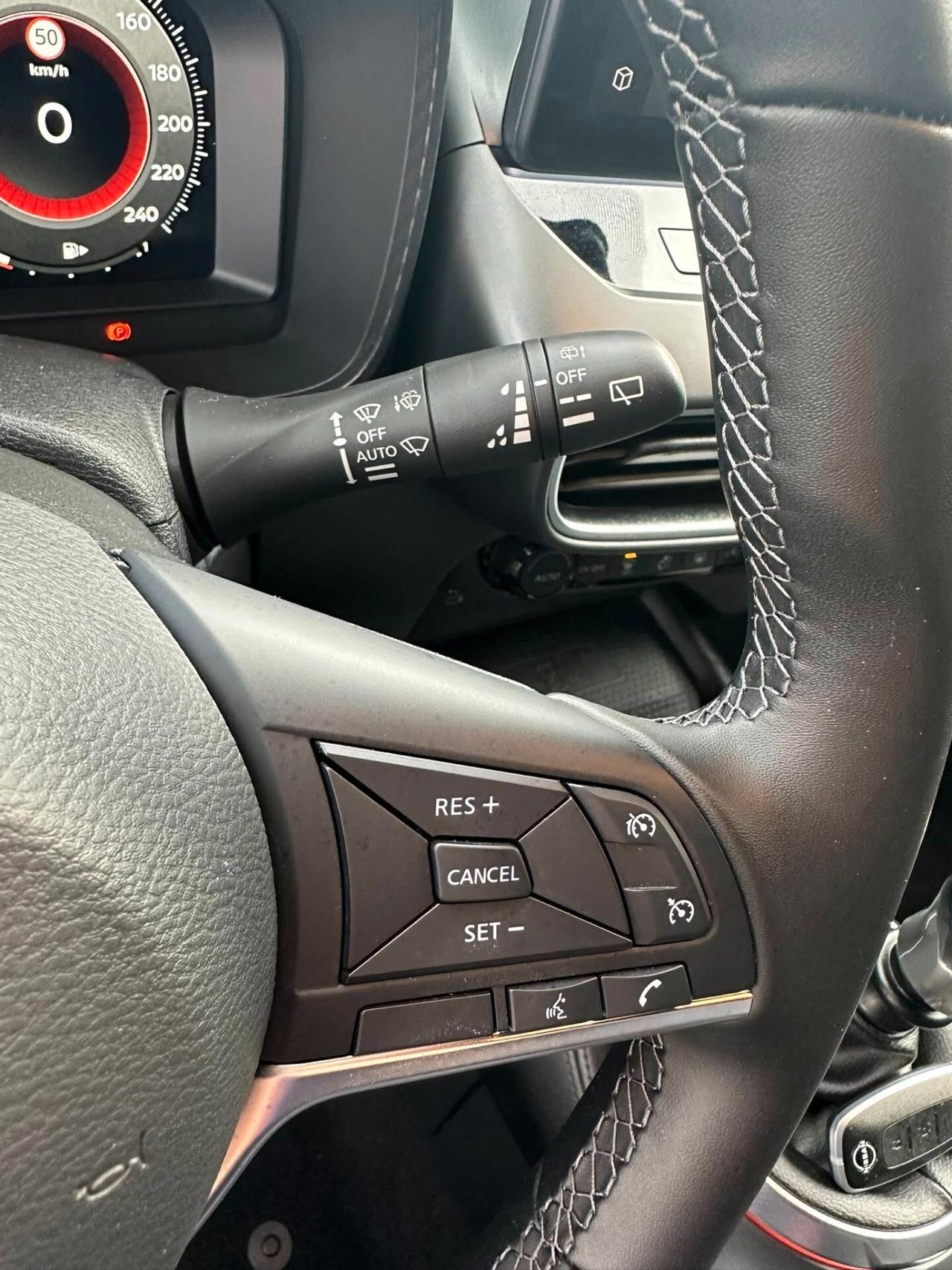 Nissan Juke 1.0 DIG-T 114 CV N-Connecta