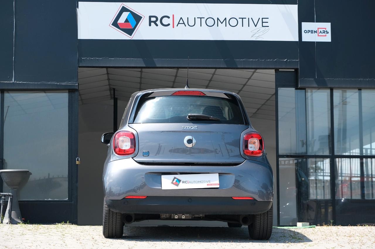 Smart ForFour EQ PASSION con CERCHI IN LEGA