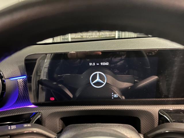 MERCEDES-BENZ A 180 d Automatic Sport + Pack Luci soffuse