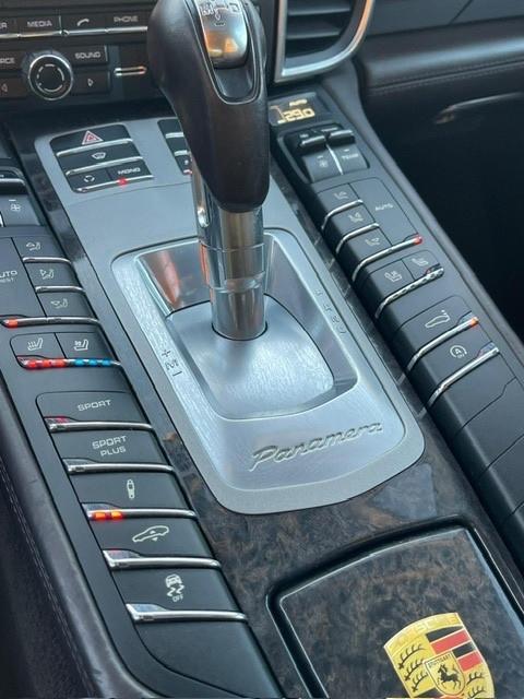 Porsche Panamera 3.0 Diesel allestimento gts Platinum Edition