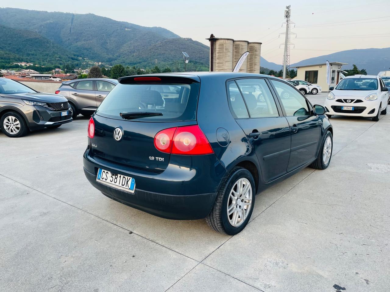 Volkswagen Golf 1.9 TDI 5porte SportLine