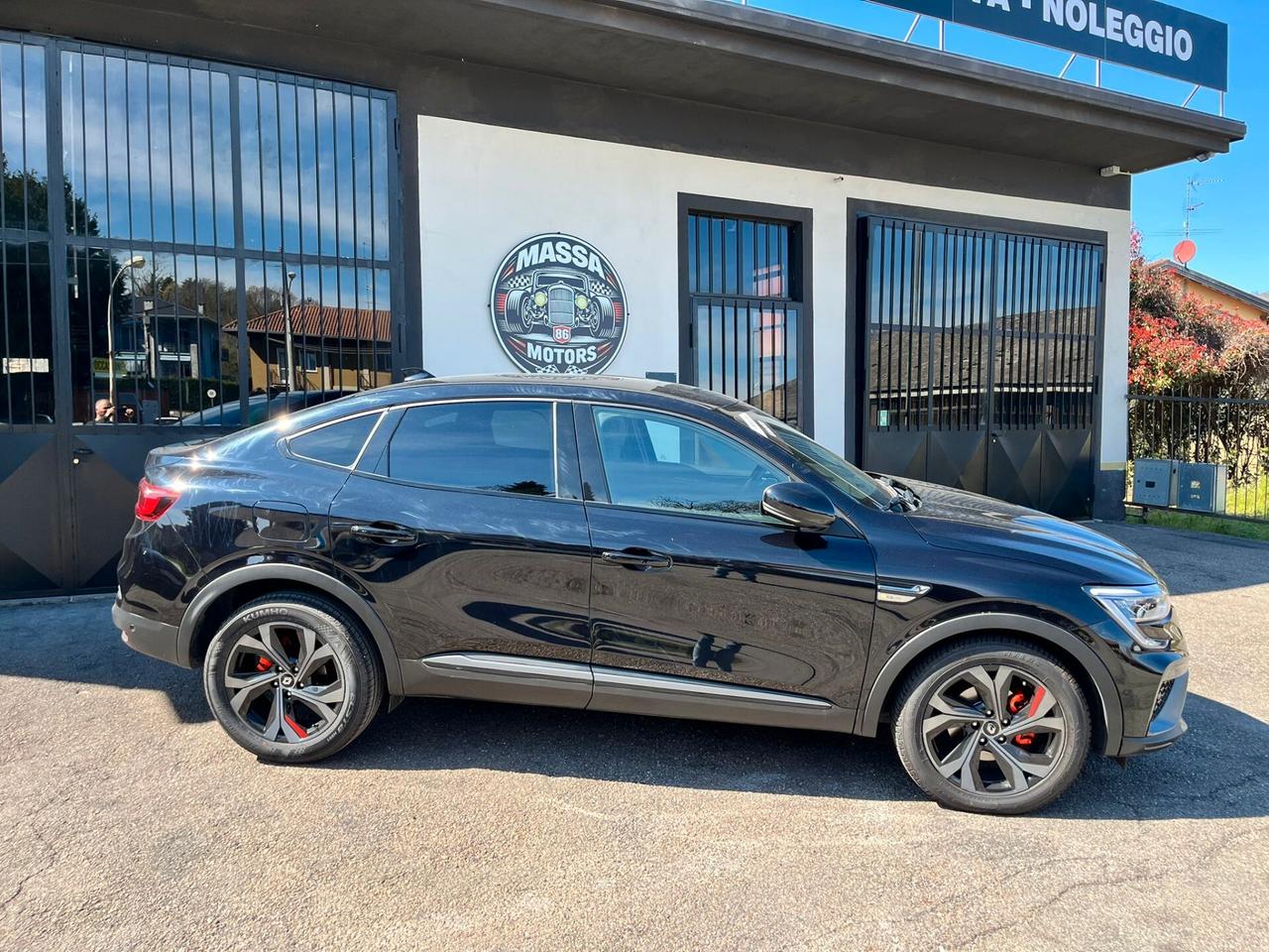 Renault Arkana Hybrid E-Tech 145 CV R.S. Line