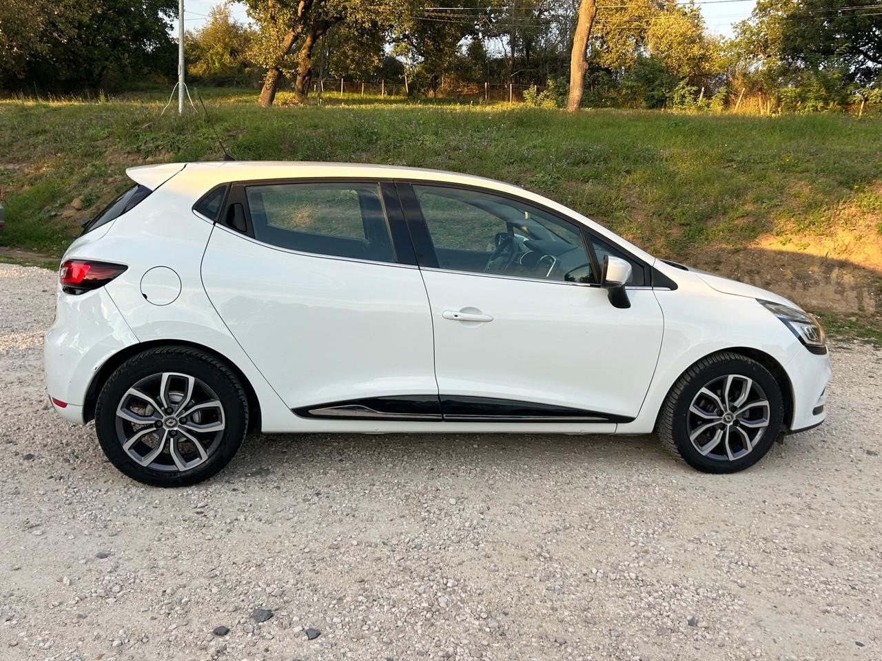 Renault Clio dCi 8V 90CV Start&Stop 5 porte Energy neopatentati