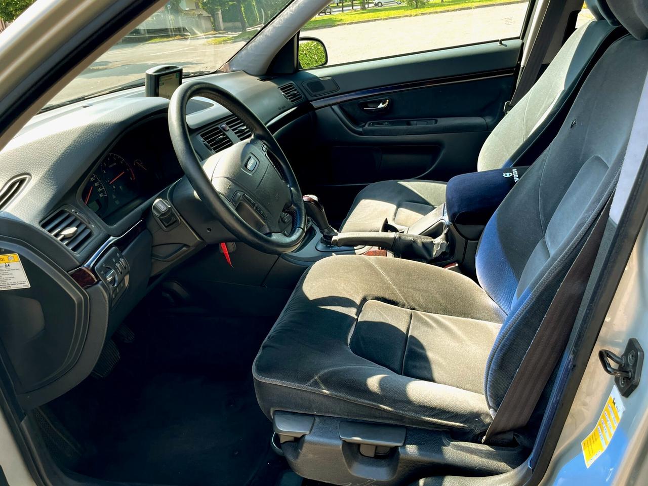 VOLVO S80 2.9 aut (benzina)-192000 km REALI-2000