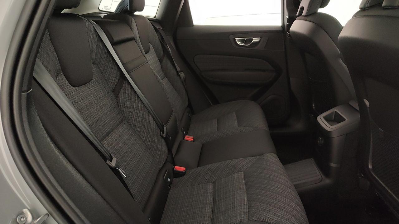 VOLVO N.XC60 Core T6 AWD AUT