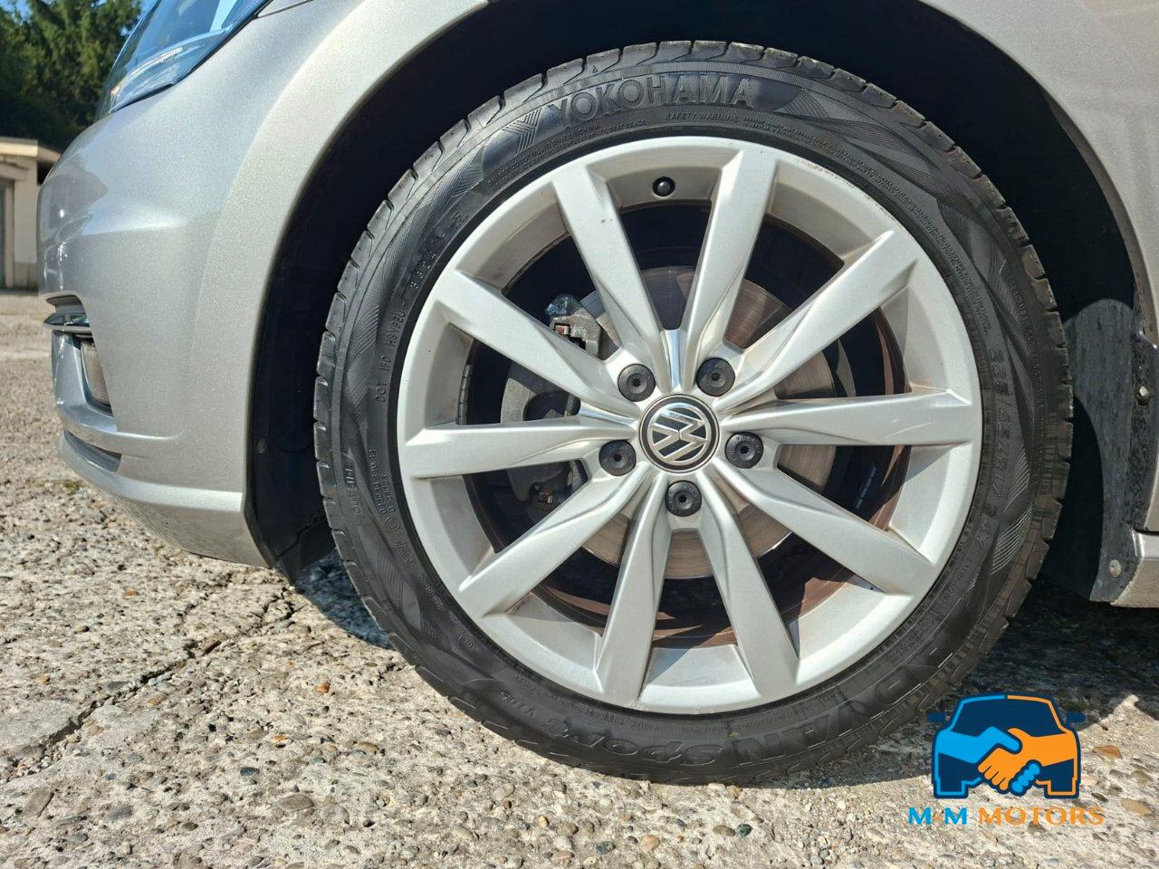 Volkswagen Golf 5 Porte Golf 5p 1.6 tdi Highline 115cv