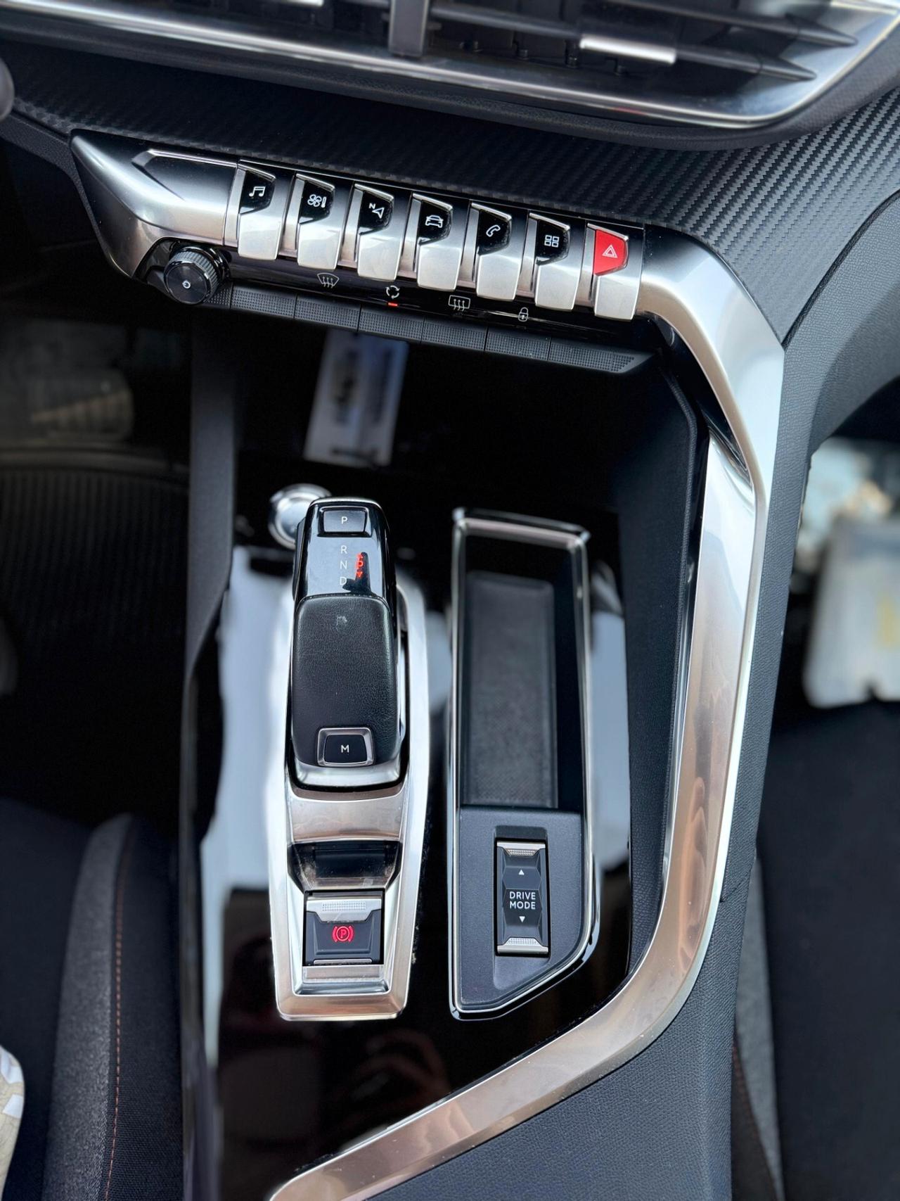 Peugeot 3008 1.5 diesel auto 2021 km certificati