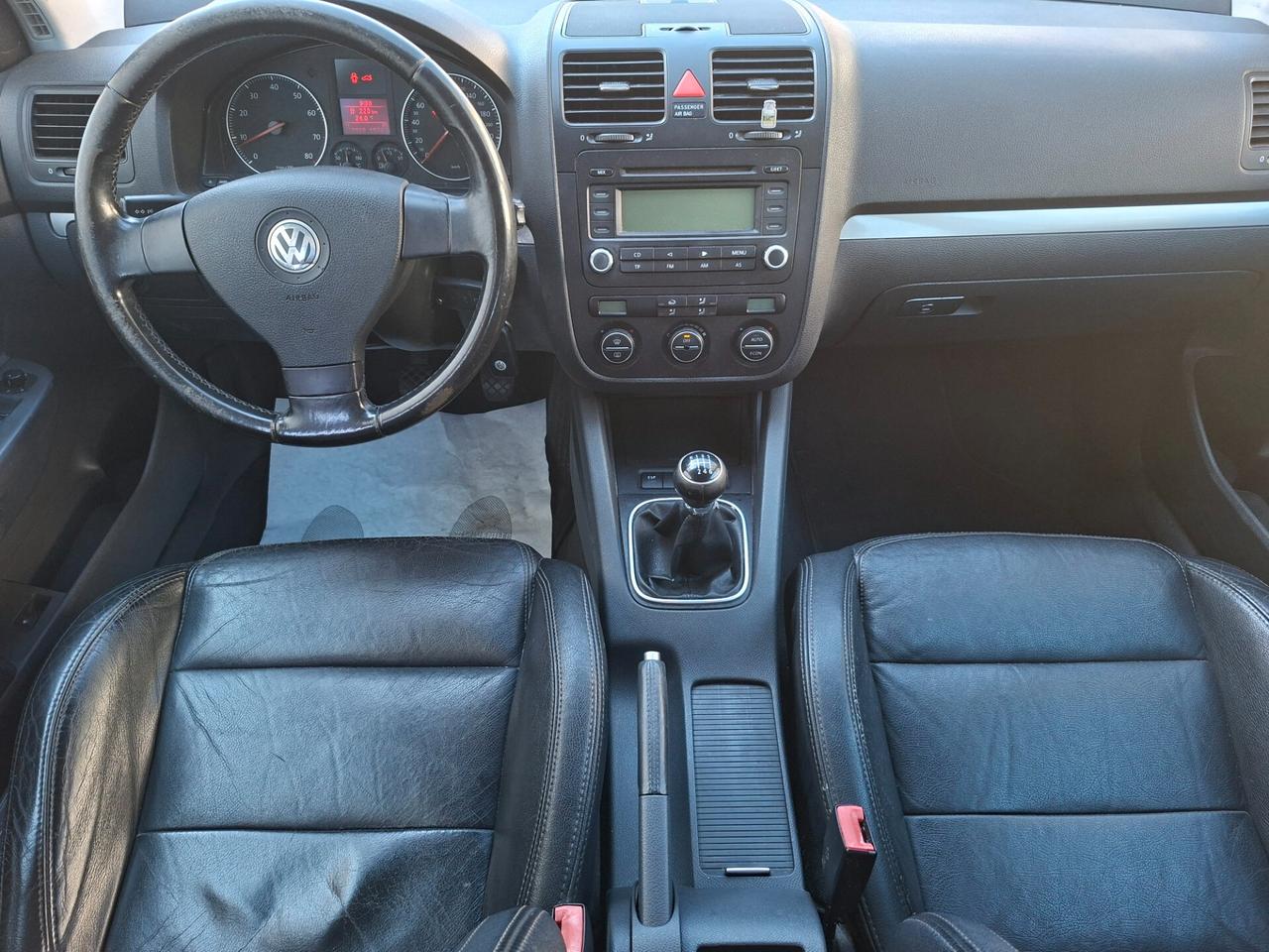 Volkswagen Golf 1.6 16v Sport Edition*NEOPATENTATI*