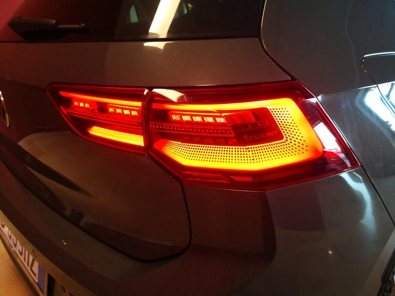 Volkswagen Golf VIII 2.0 TDI 200CV DSG ***FULL LED***CAR PLAY***