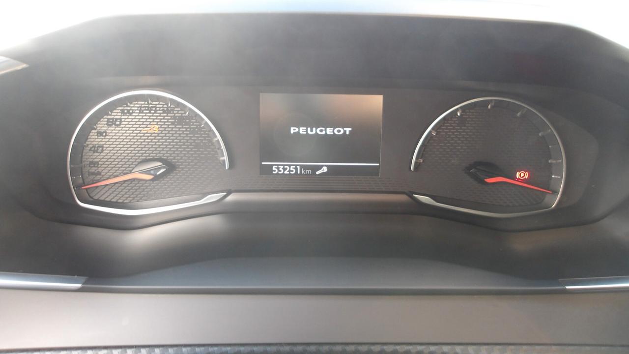 PEUGEOT 2008 1.2 BENZ-AUTO-RETROC-PREZZO PROMO!