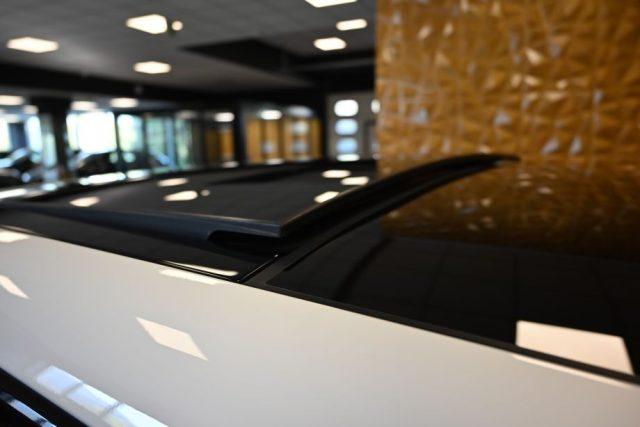LAND ROVER Range Rover Evoque 2.0 D165 AWD MHEV R-DYNAMIC SE DOP.TET.APR.20"FULL
