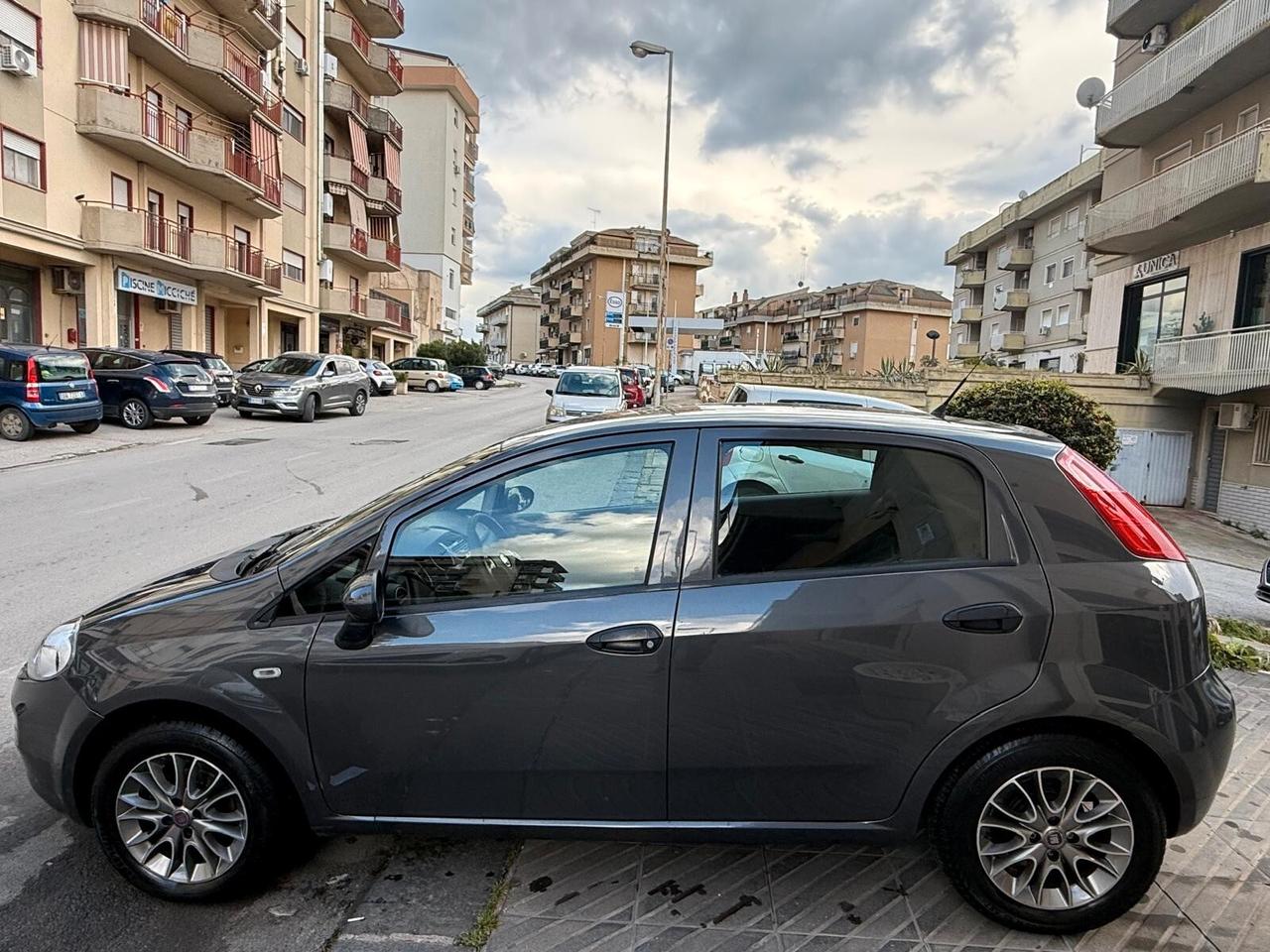 Fiat Punto 1.2 8V 5 porte Lounge