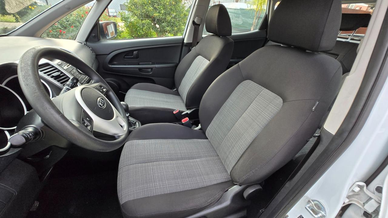 Kia Venga 1.4 CRDi 90CV Cool