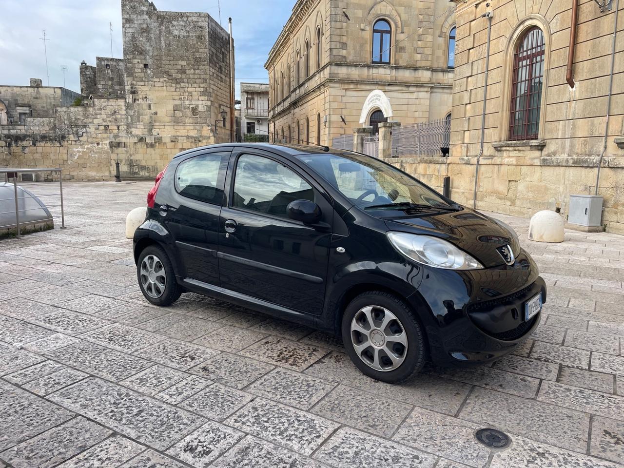 Peugeot 107 1.4 HDi