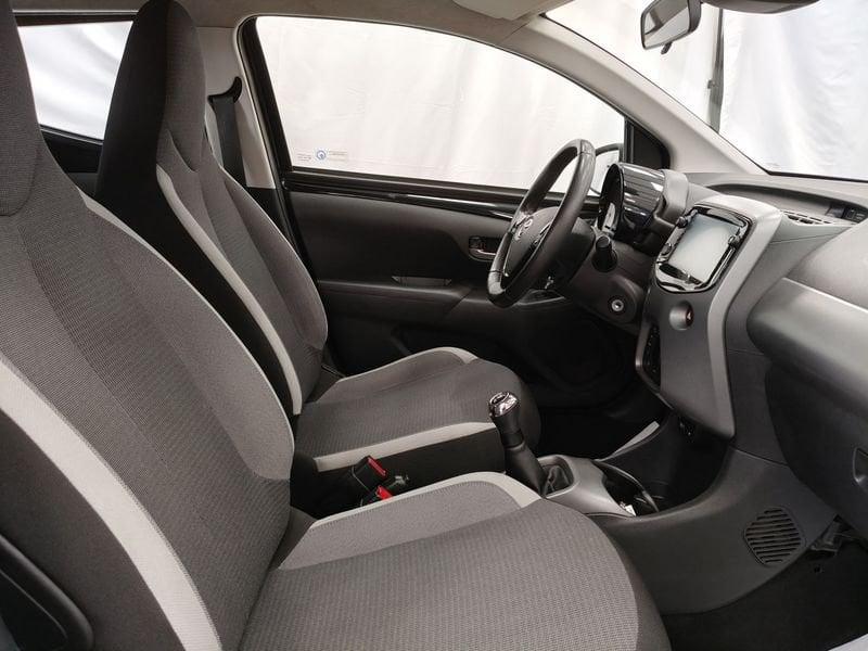 Toyota Aygo Aygo Connect 1.0 VVT-i 72 CV 5 porte x-play